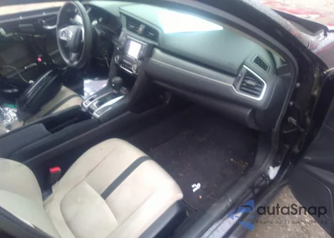 2017 Honda Civic Lx z USA, uszkodzony, nr VIN 2HGFC2F58HH570210